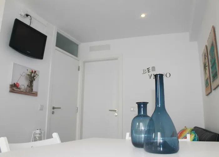 Cantinho Flores I 纳扎雷